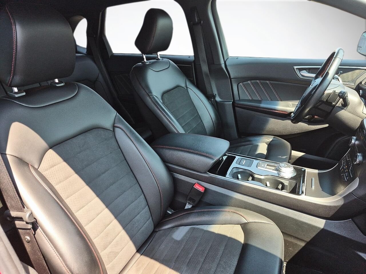 2020 Ford Edge Red Saint-Jérôme - photo #7