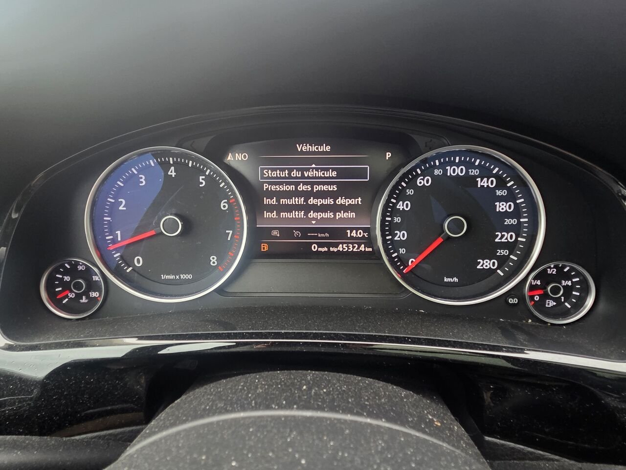 2015 Volkswagen Touareg V6 Grey Granby - photo #14