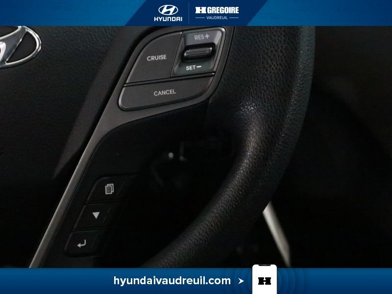 Hyundai Santa Fe 2018 Blanc Laval - photo #22