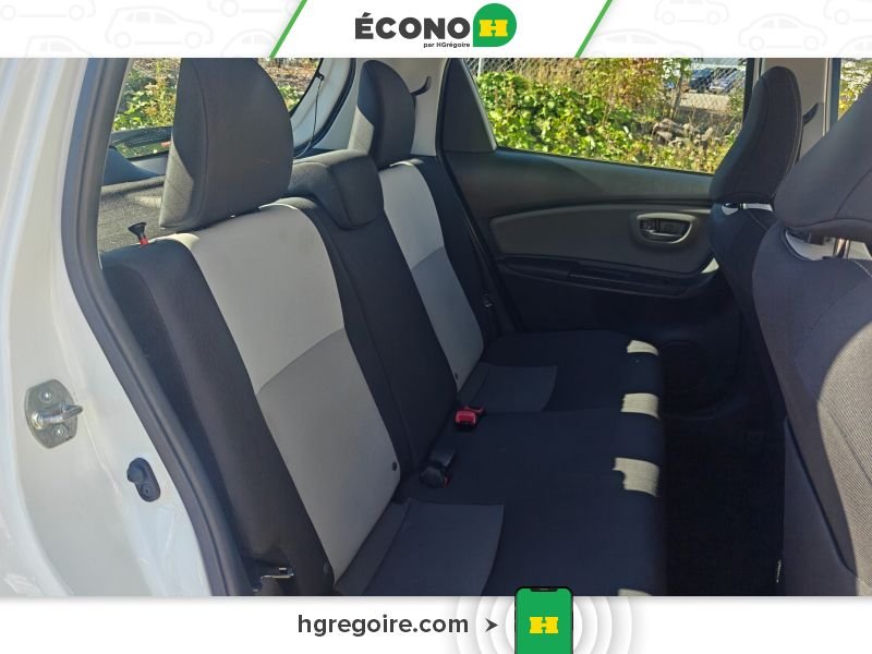 Toyota Yaris 2018 Blanc Blainville - photo #19