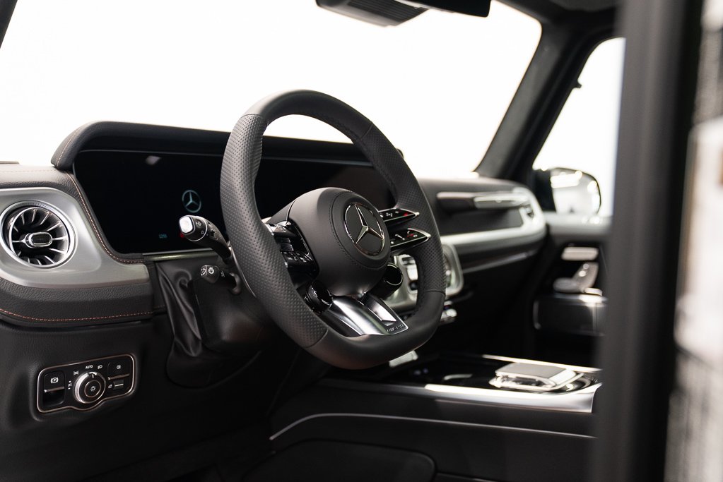 Mercedes-Benz Classe-G G 63 AMG 2027 Vert Kirkland - photo #11
