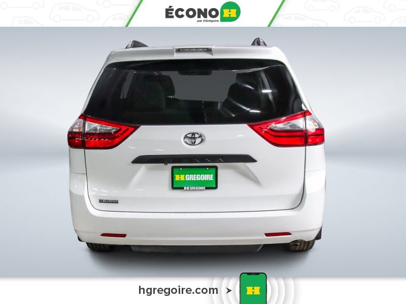 2020 Toyota Sienna White Saint-Eustache - photo #5