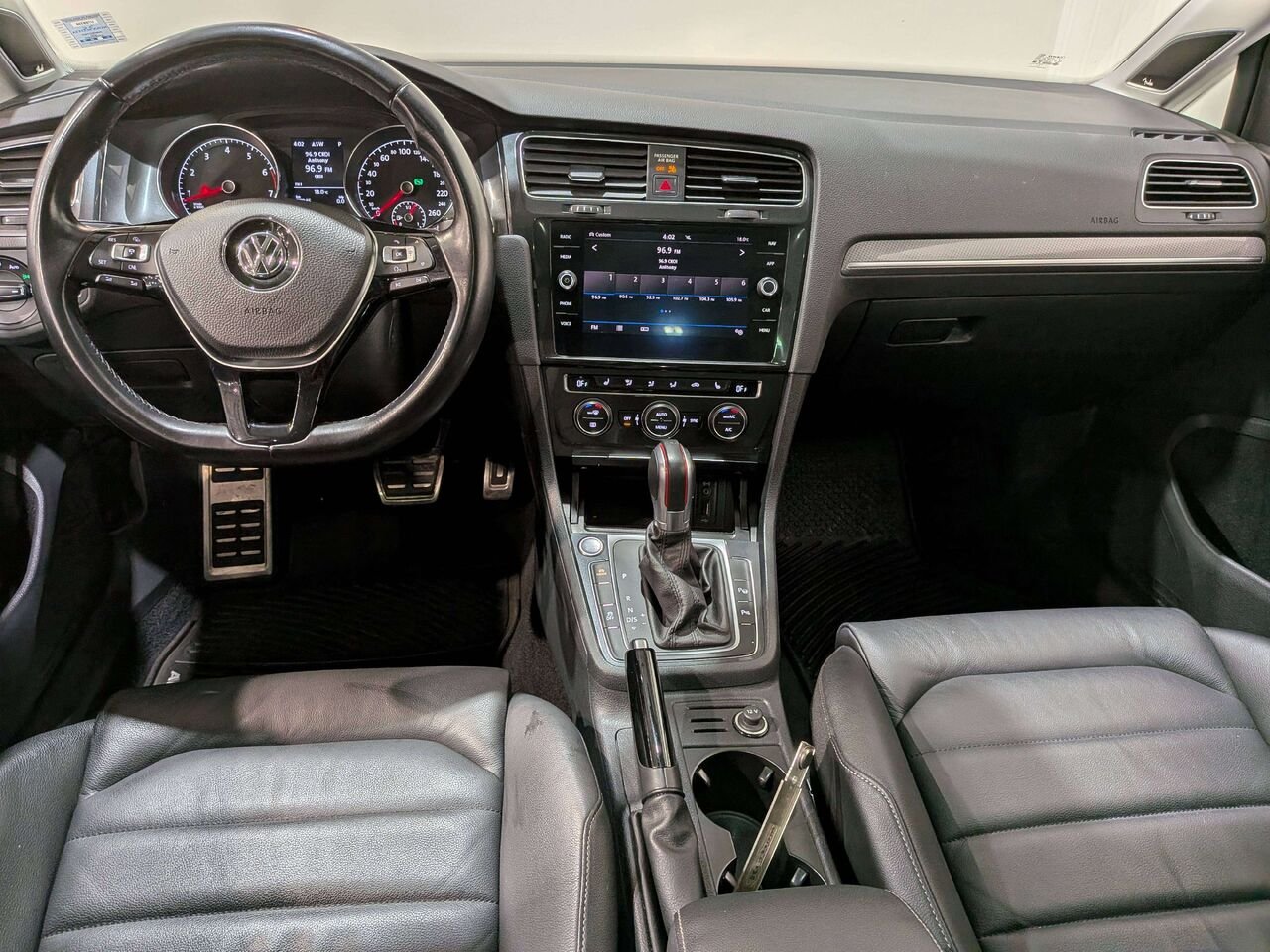 Volkswagen Golf Alltrack 2018 Argent Val-David - photo #28