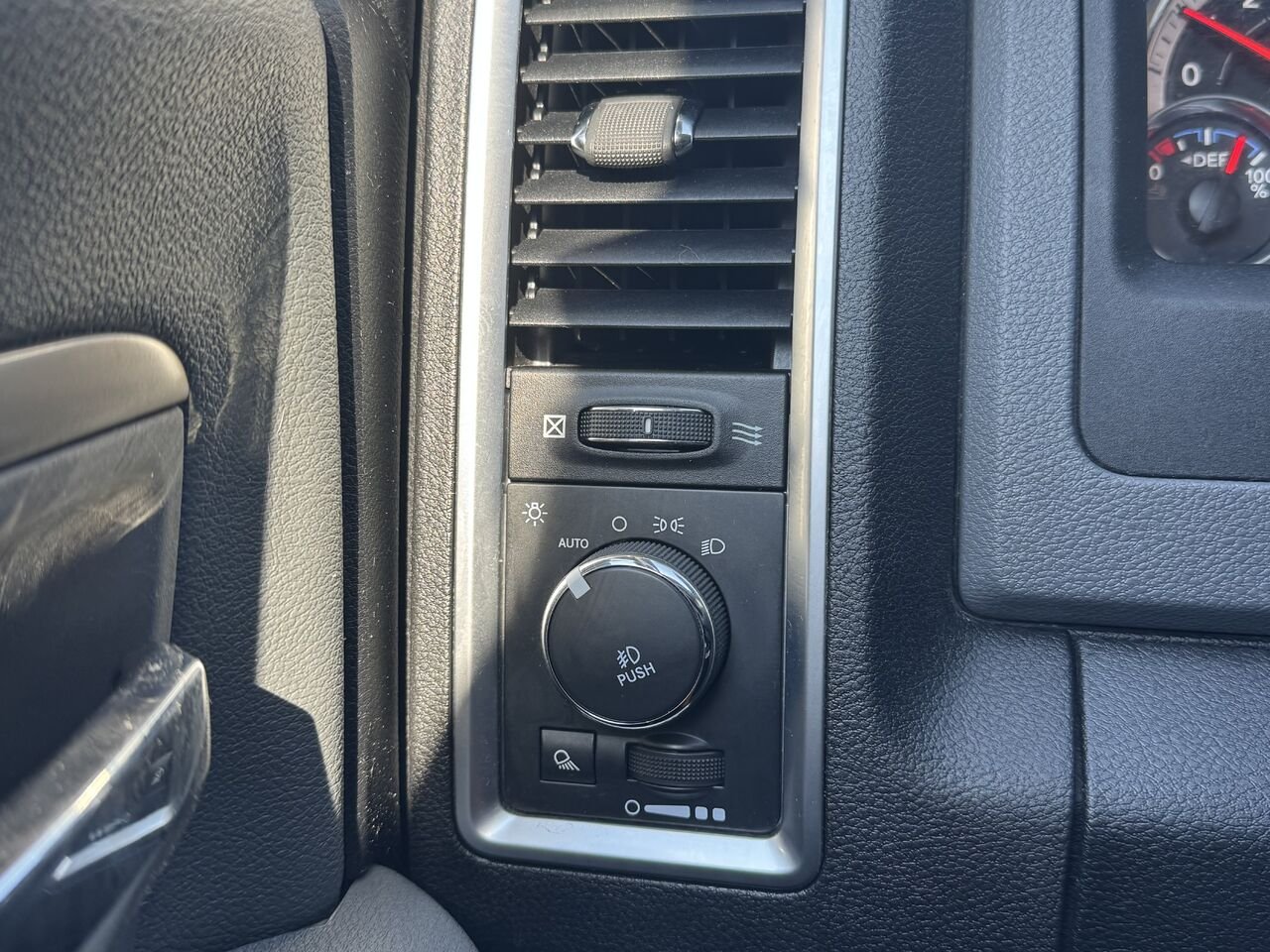 2015 Ram 1500 Ecodiesel Red Granby - photo #21
