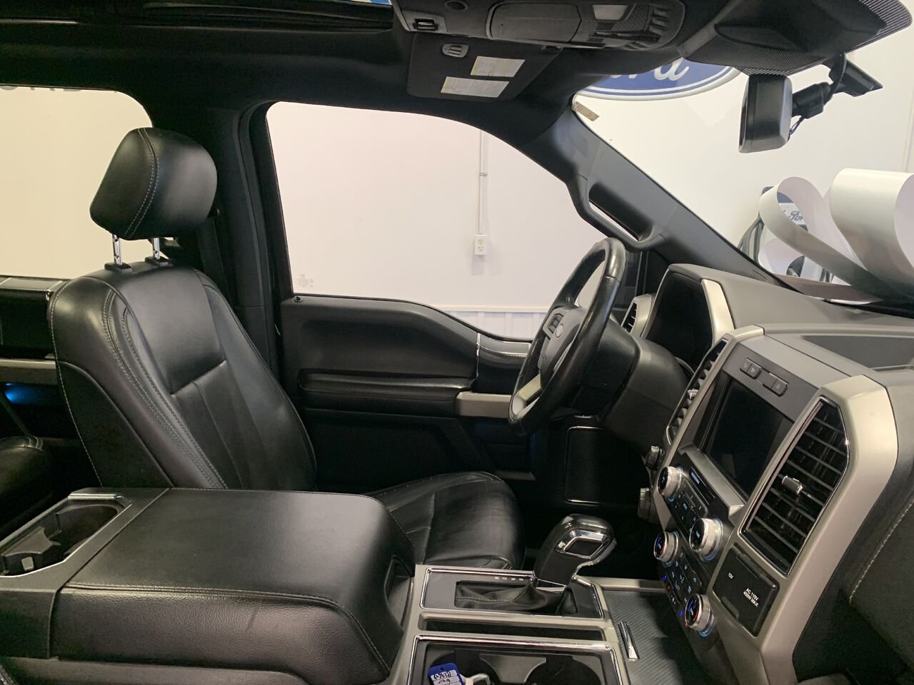 Ford F-150 SUPERCREW LARIAT LARIAT cabine SuperCrew 4RM caisse de 5,5 pi 2019 Noir Châteauguay - photo #19