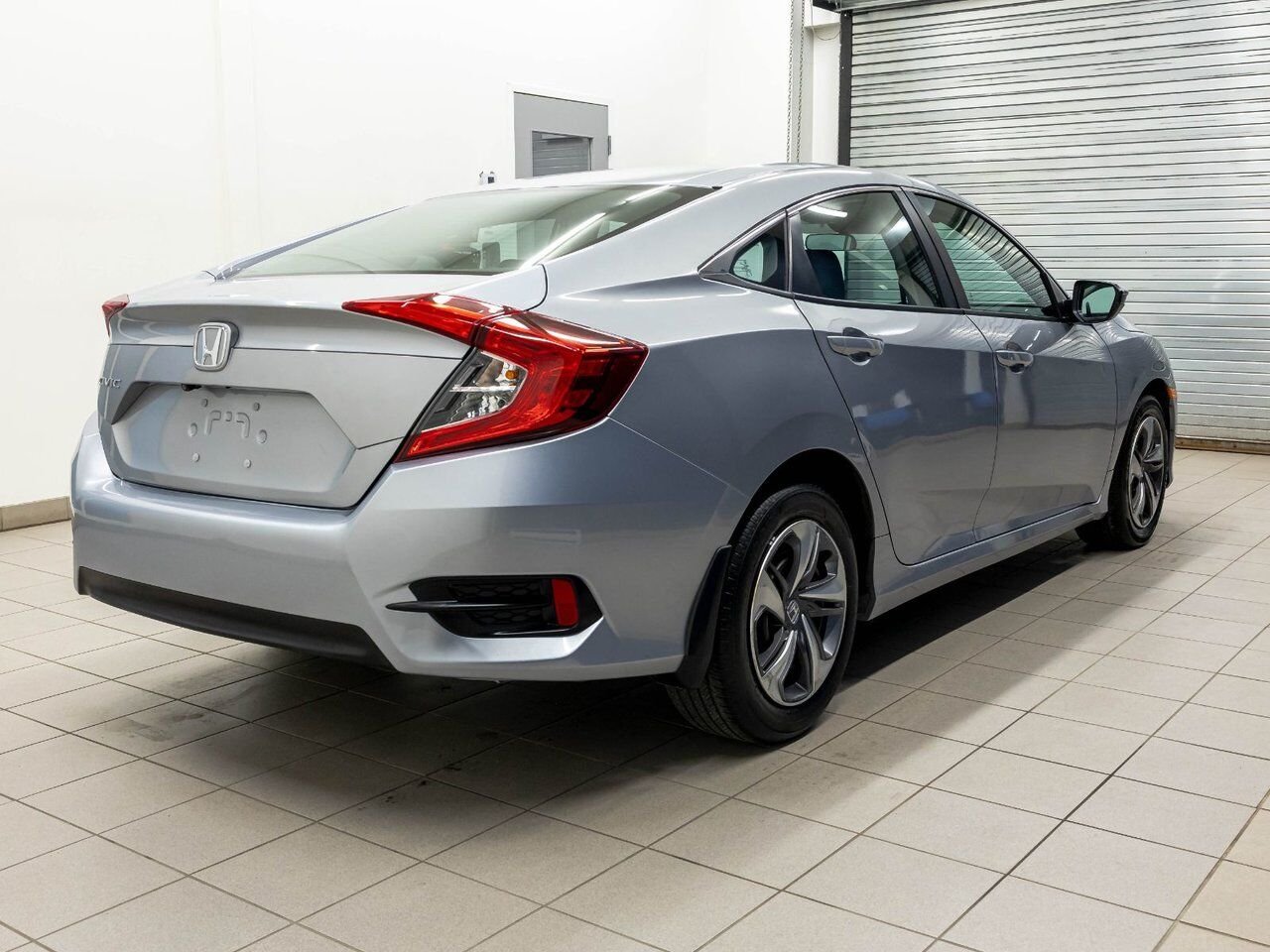 Honda Civic LX AUTOMATIQUE *SIEGES CHAUF* CARPLAY *GR SECURITE 2021 Gris Saint-Jérôme - photo #7