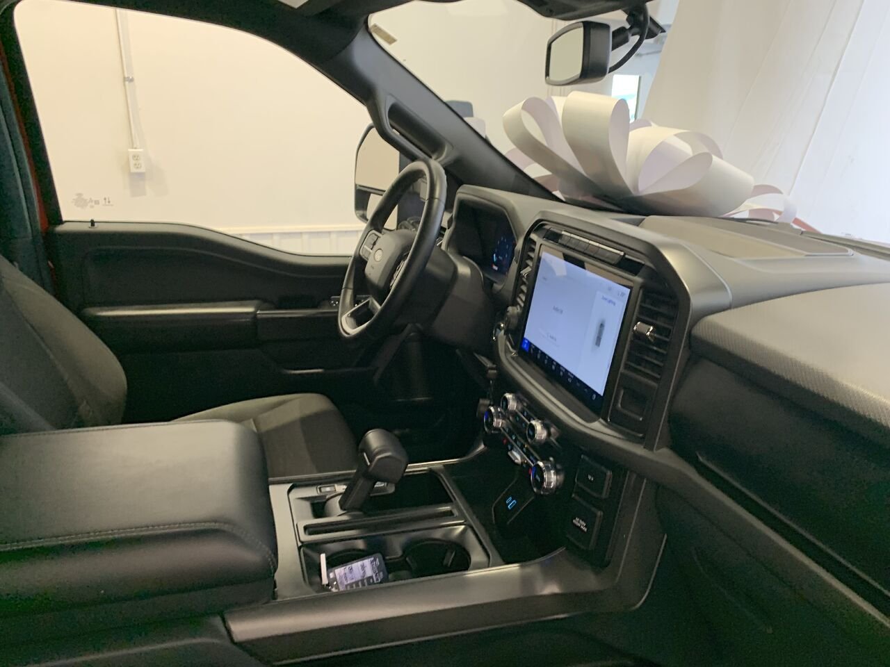 Ford F-150 F150 XLT 302A SPORT NAV REG VIT ADAPT 2024 Rouge Châteauguay - photo #19