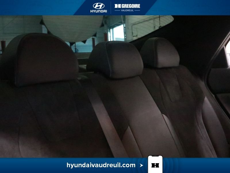 Hyundai Elantra YP225 | Manual 2023 Gris Laval - photo #30