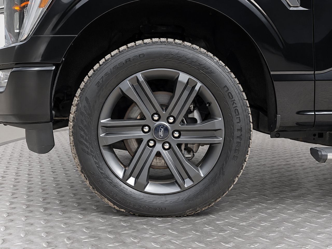 2023 Ford F-150 LARIAT, SuperCrew Black Val-David - photo #2