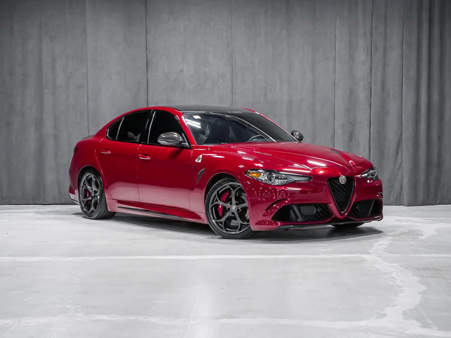 2021 Alfa Romeo Giulia QUADRIFOGLIO CARBON TOIT CARBONE ASSIST CONDUITE Red