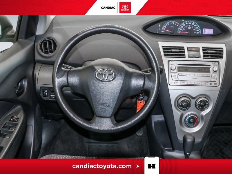 2012 Toyota Yaris Silver Saint-Eustache - photo #15