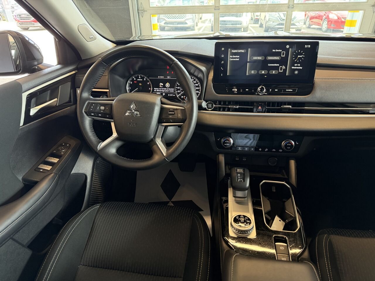 Mitsubishi Outlander 2025 Noir Saint-Eustache - photo #10