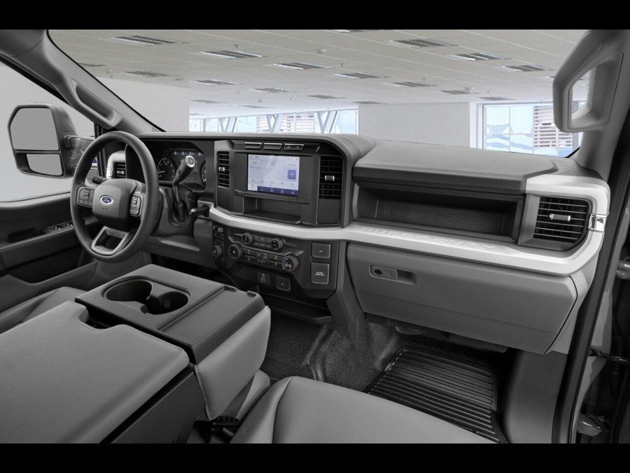 Ford Super Duty F-350 à roues arrière jumelées XL cabine 6 places 4RM caisse de 8 pi 2027 Gris