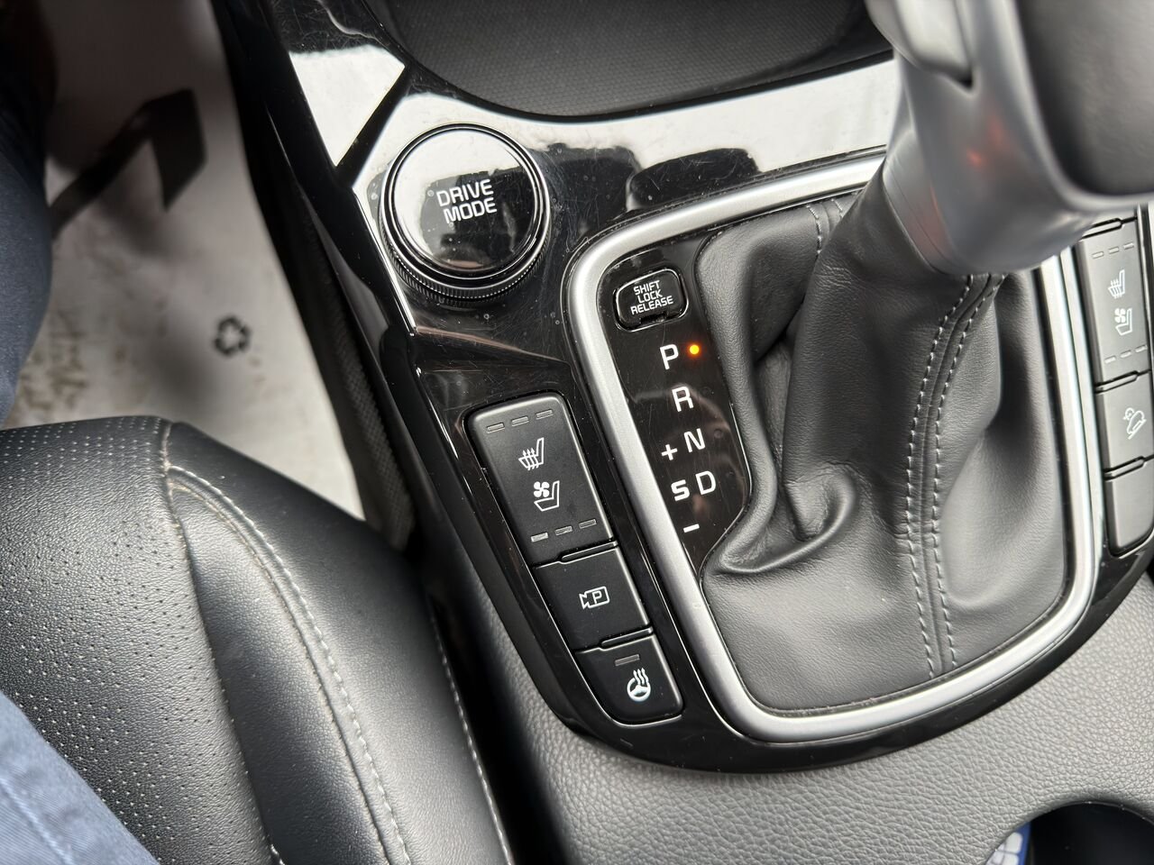 2024 Kia Seltos Black Thetford Mines - photo #33