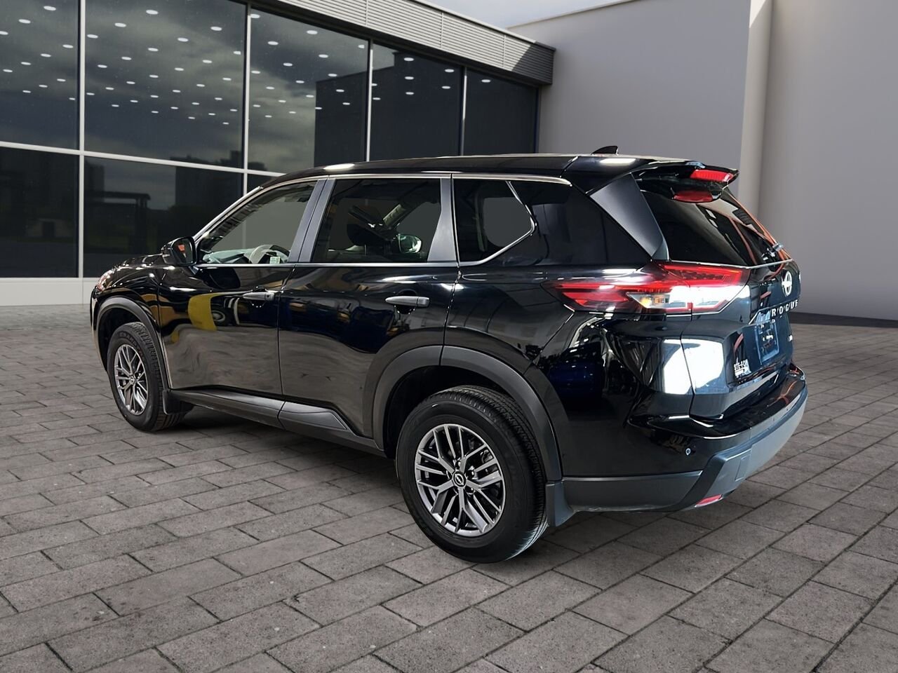 2024 Nissan Rogue S Black Québec - photo #21