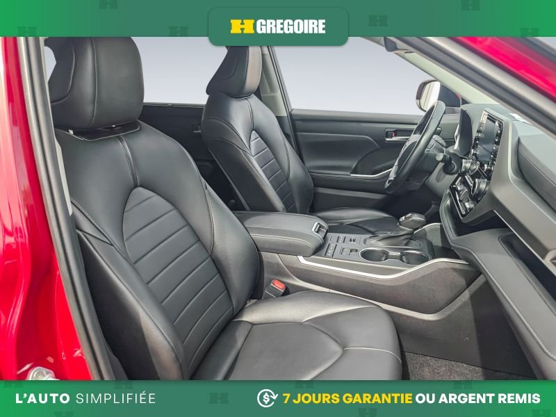2020 Toyota Highlander Red Blainville - photo #20