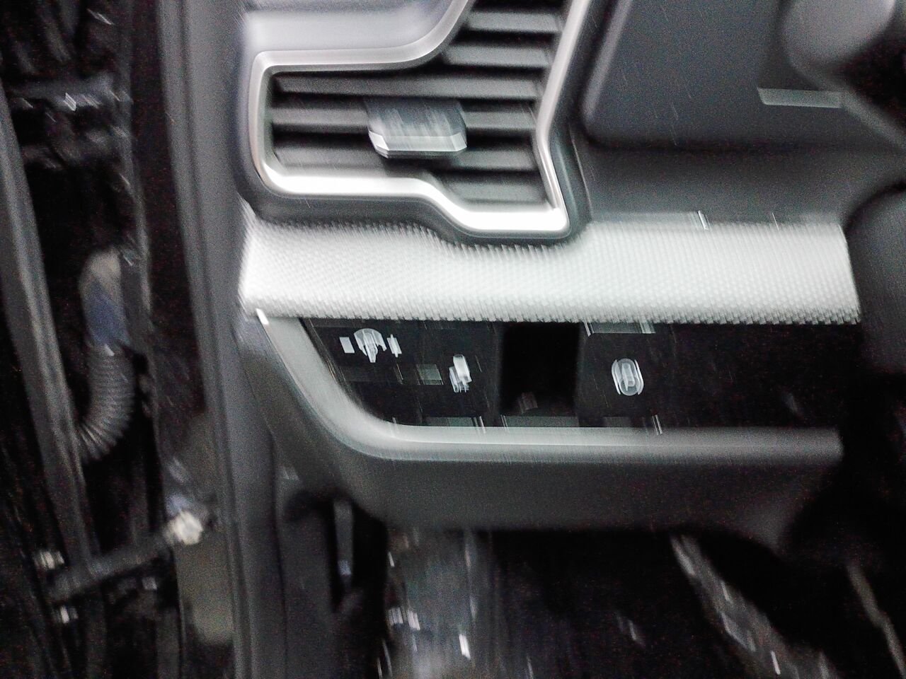 2023 Kia Sportage Black Blainville - photo #18
