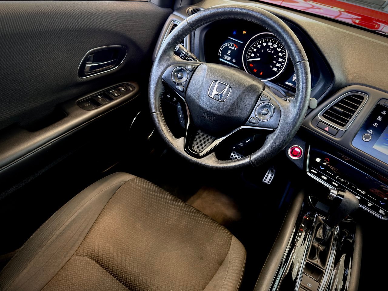 Honda HR-V 2021 Noir Notre-Dame-des-Prairies - photo #18