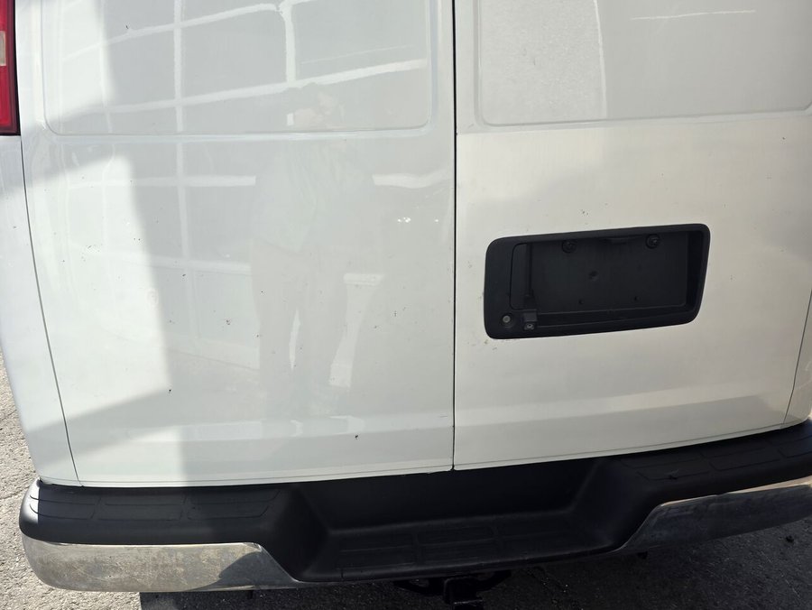 GMC Fourgonnette Savana utilitaire Traction arrière 2500 155 po 2015 Blanc