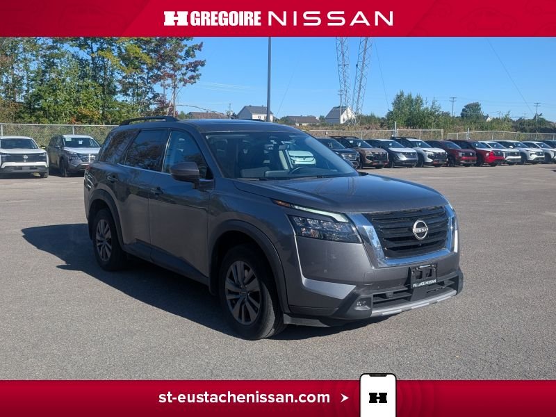 Nissan Pathfinder SV AWD MAGS TOIT OUVRANT APPLE CARPLAY 2024 Gris