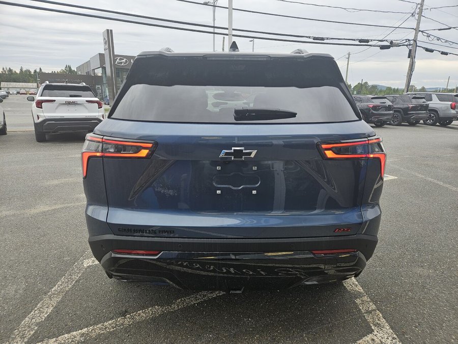 2027 Chevrolet Equinox 2027 Lakeshore Blue Metallic