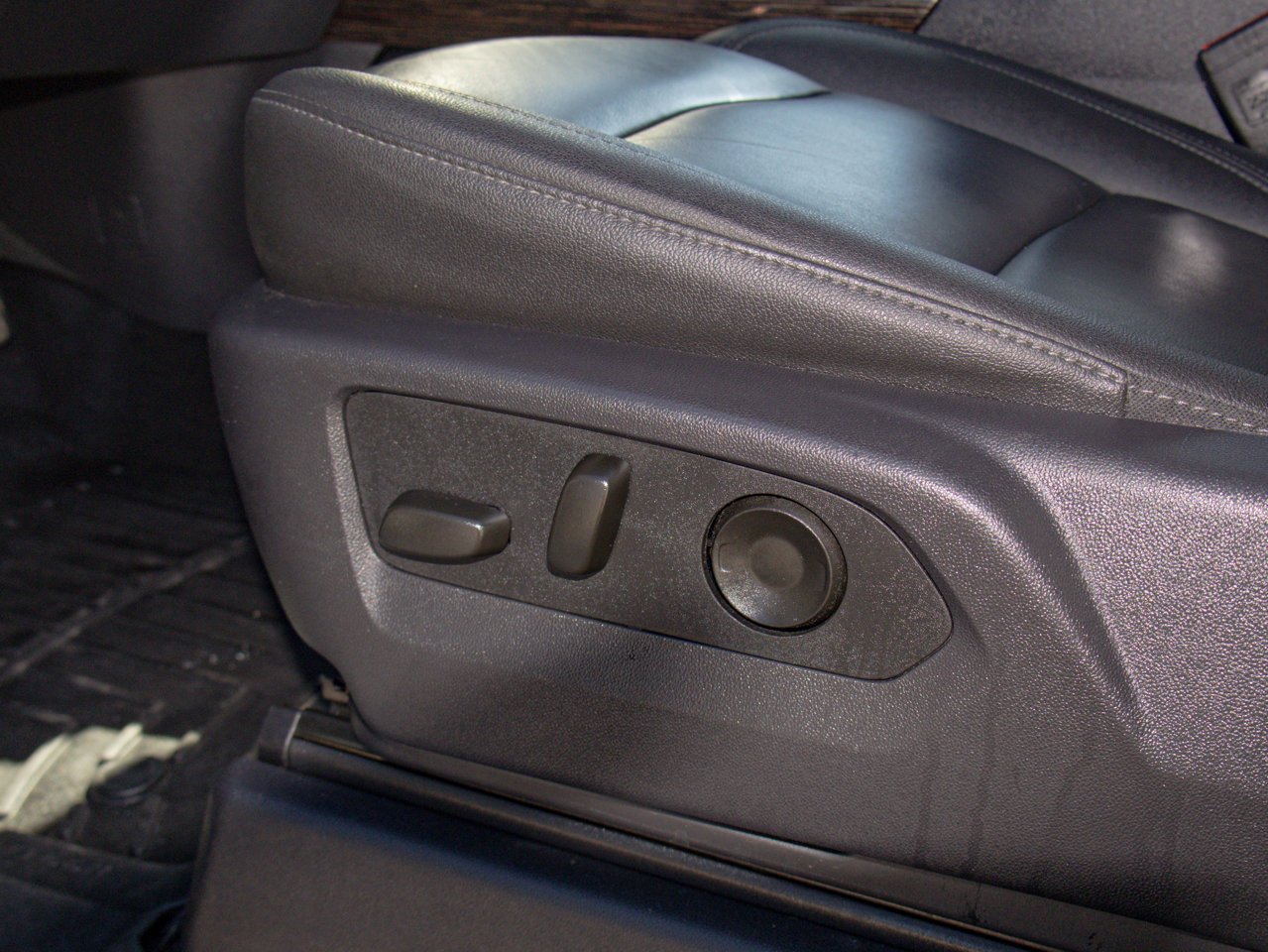 2024 GMC Sierra 1500 4WD Crew Cab 147 Elevation Grey Sherwood Park - photo #19