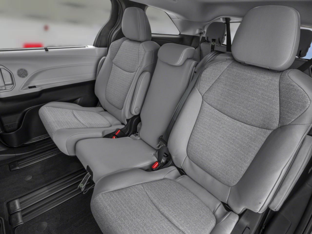 2026 TOYOTA Sienna Midnight Black Metallic Saint-Basile-le-Grand - photo #11