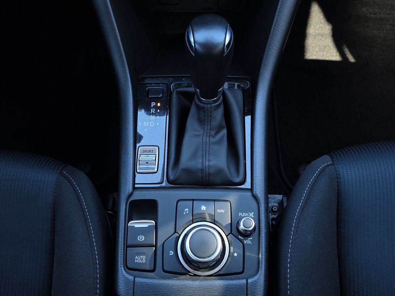 Mazda CX-3 2020 Blanc Val-David - photo #17