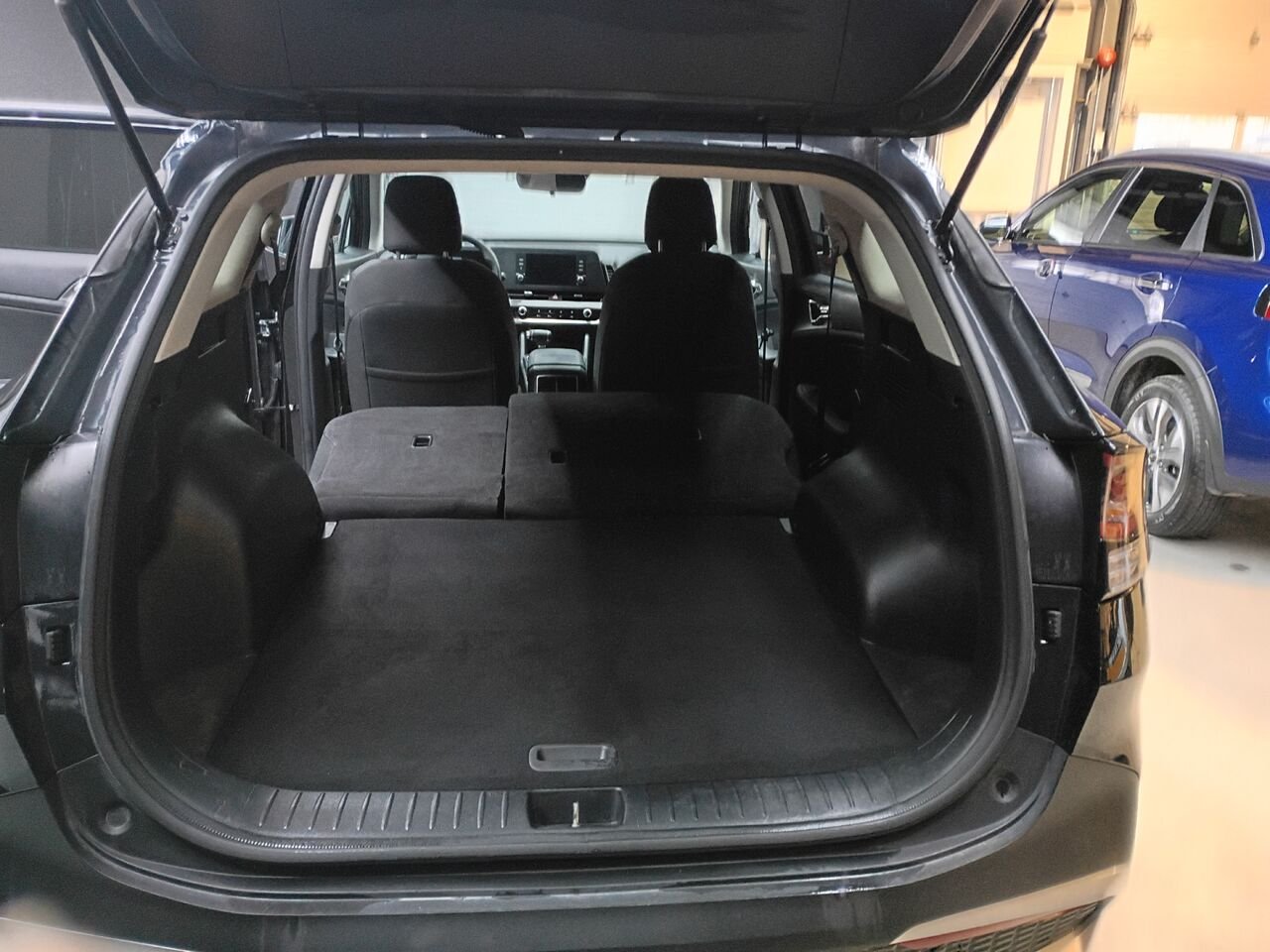 2023 Kia Sportage Black Blainville - photo #14