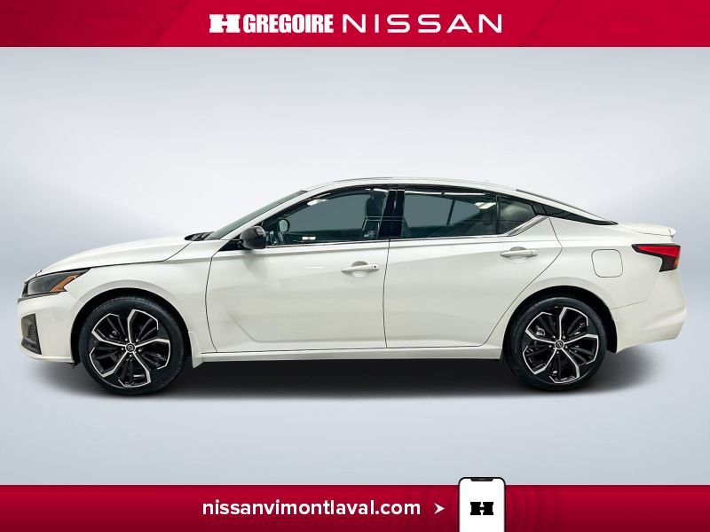 Nissan Altima 2025 Blanc Laval - photo #10