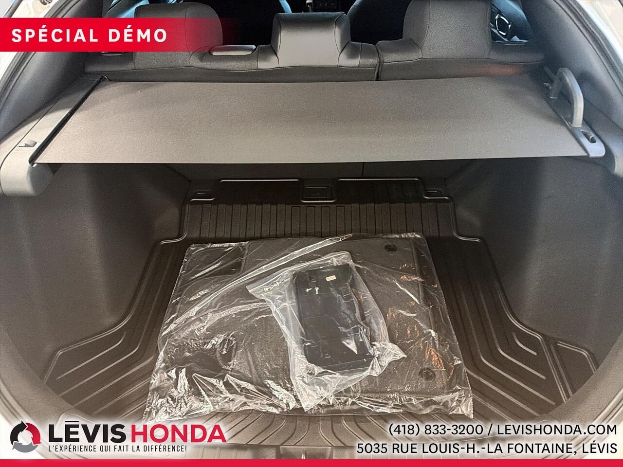 2025 Honda Civic Hatchback Sport CVT Solar Reflection Silver Metallic Lévis - photo #9
