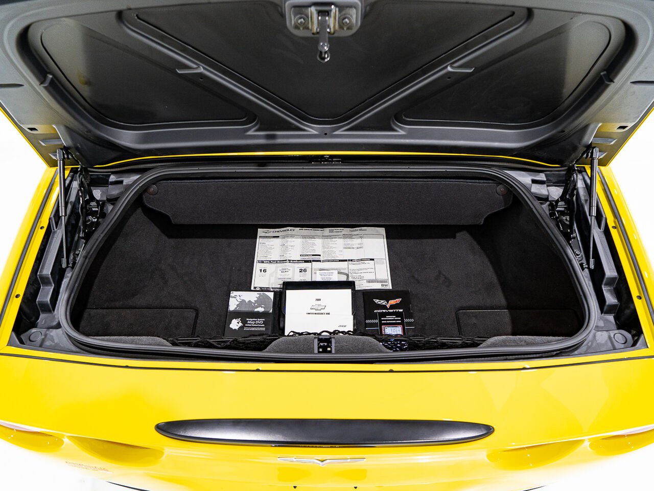 Chevrolet Corvette With only 900km (563mi) From new with window sticker 2008 Jaune Kirkland - photo #62