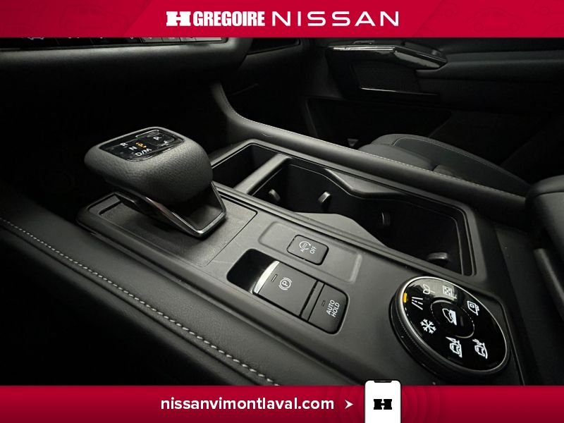 2024 Nissan Pathfinder Grey Laval - photo #21