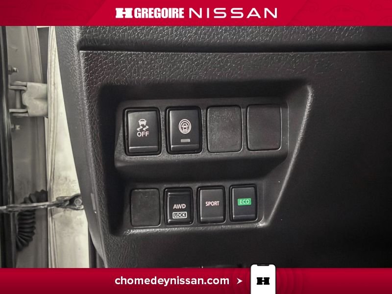 Nissan Qashqai 2023 Blanc Laval - photo #14