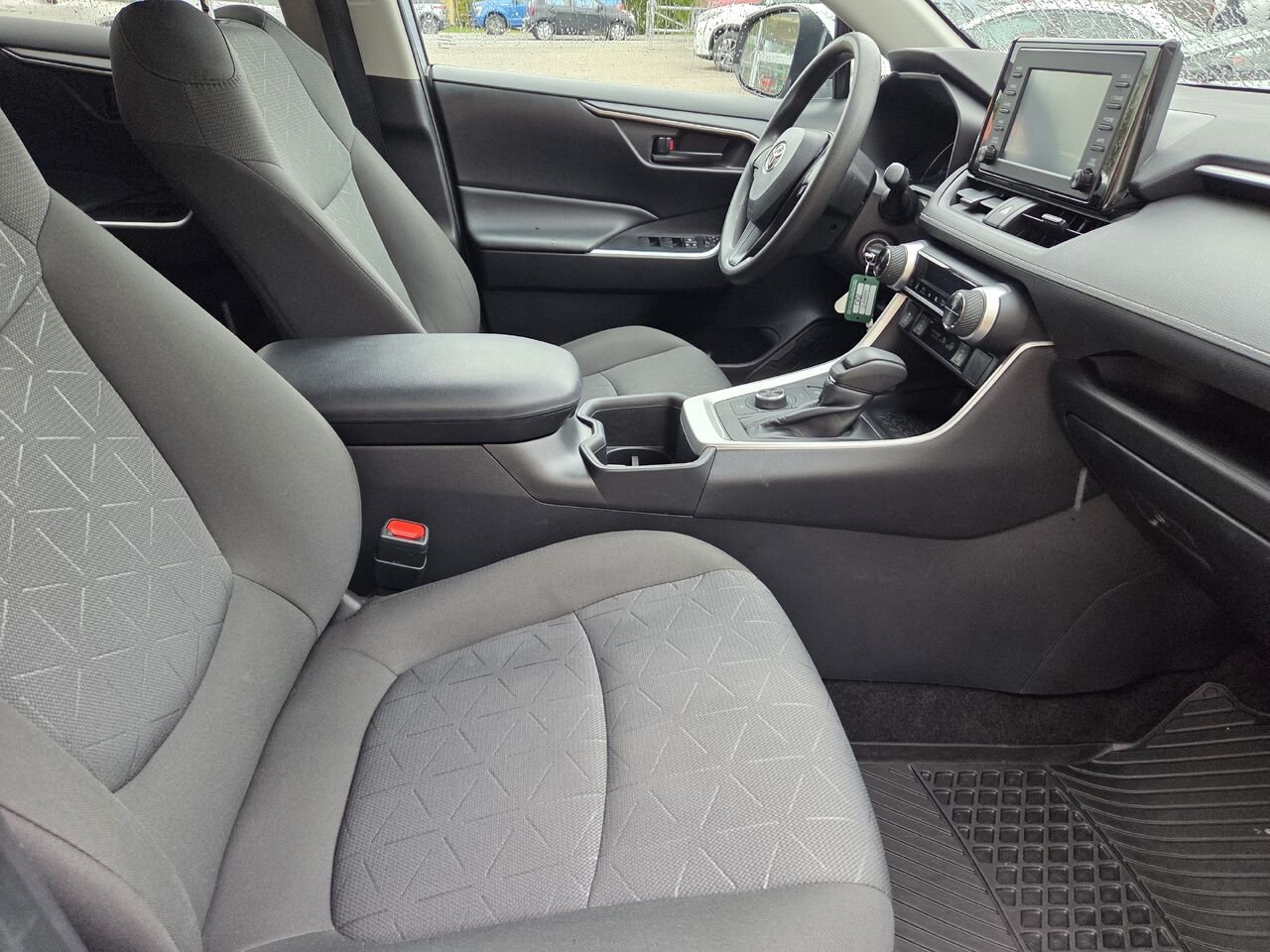 2022 Toyota RAV4 Grey Mont-Laurier - photo #10
