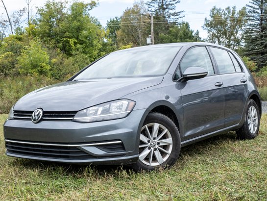 2018 Volkswagen Golf Trendline 5 portes avec boîte manuelle Grey