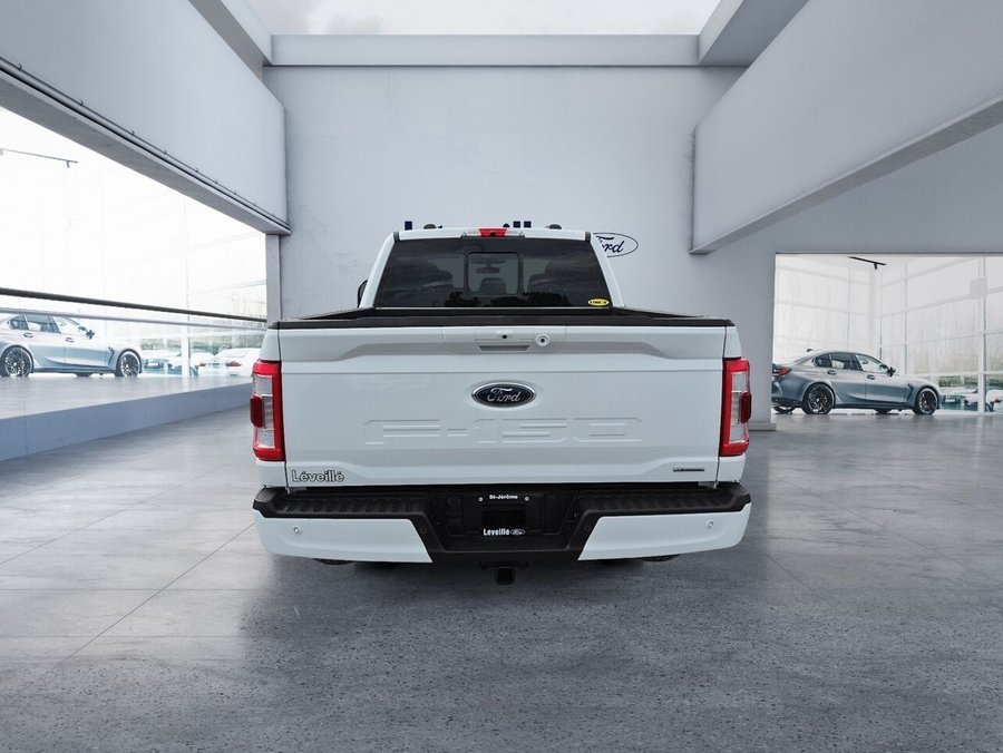 Ford F-150 LARIAT 3.5L ** SPORT ** TOIT PANO ** 20P ** GROS MIRROIRS ** 5,5 pi 2022 Blanc