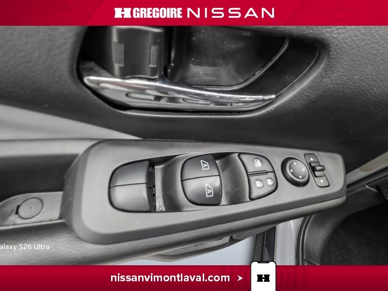 2021 Nissan Kicks Grey Laval - photo #19