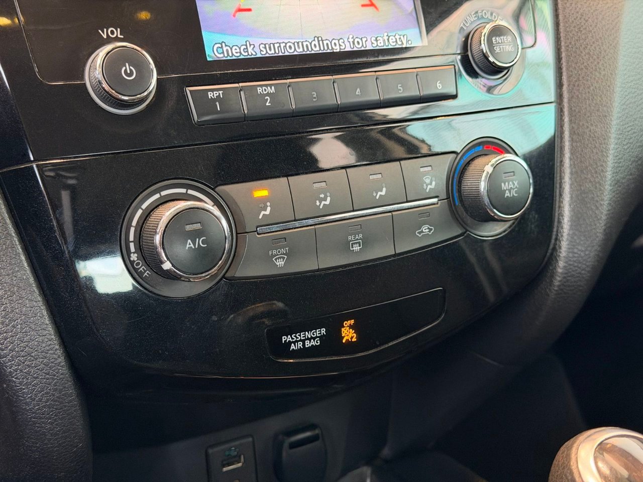 2018 Nissan Qashqai White Notre-Dame-des-Prairies - photo #25
