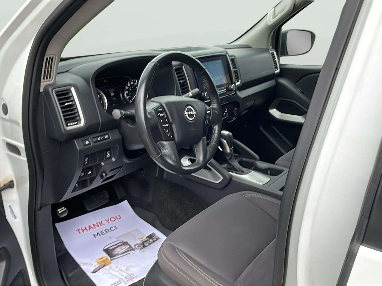 Nissan Frontier 2022 Blanc Gatineau - photo #17
