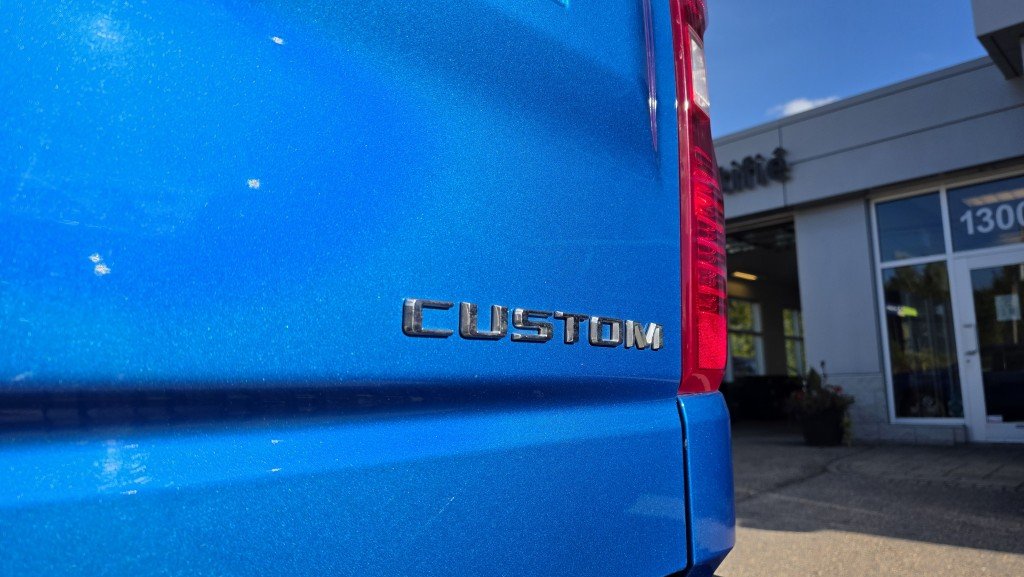 2023 CHEVROLET Silverado 1500 Custom 4X4 Blue Mont-Laurier - photo #8