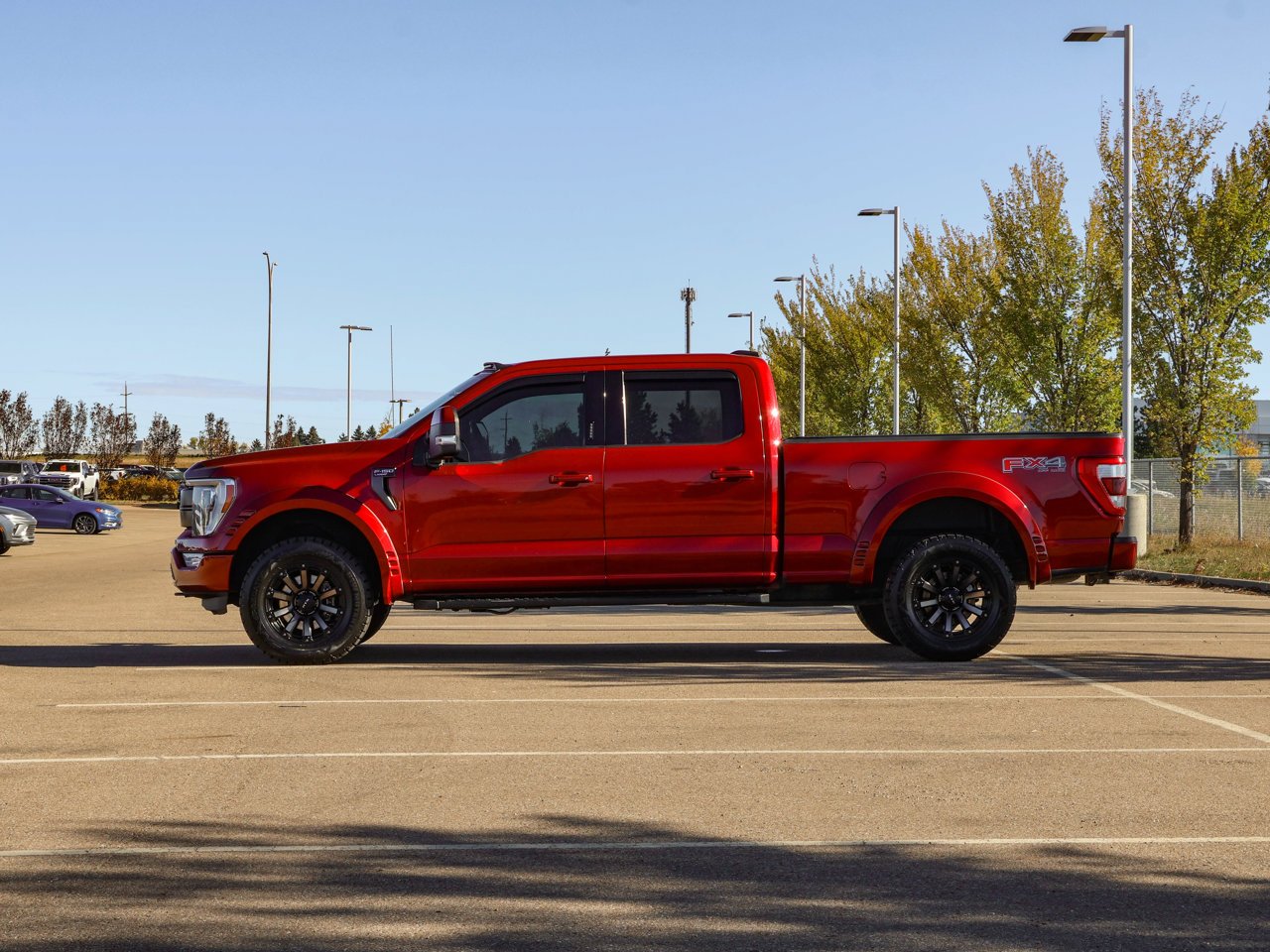 2021 Ford F-150 LARIAT 4WD SuperCrew 6.5' Box Red Sherwood Park - photo #4