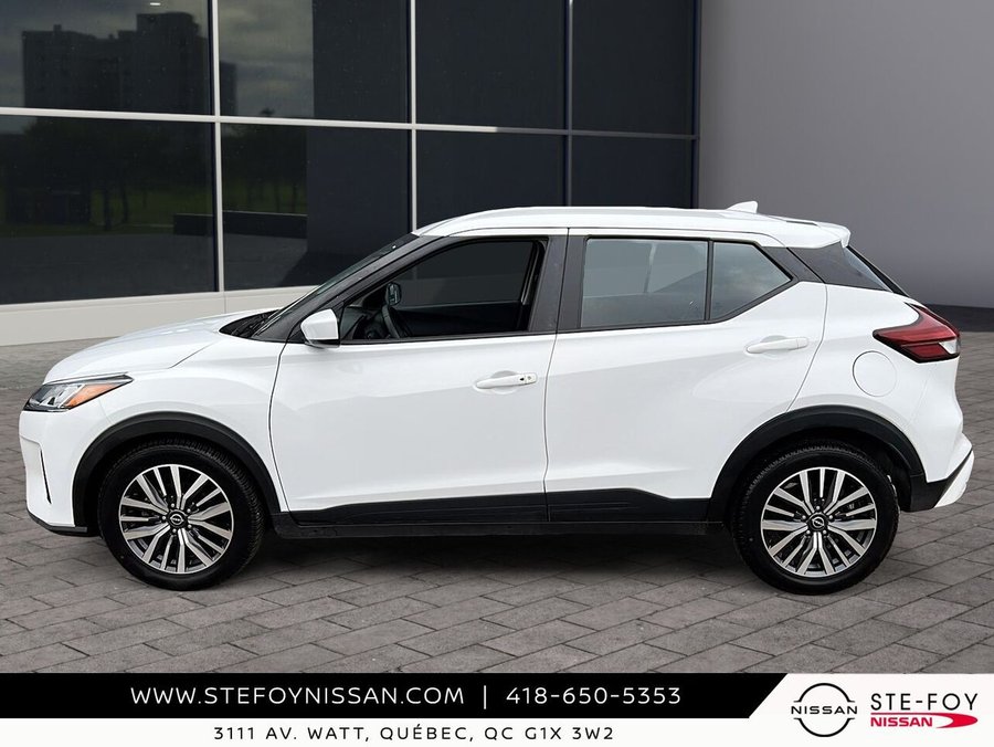 2025 Nissan Kicks Play SV 2025 Black