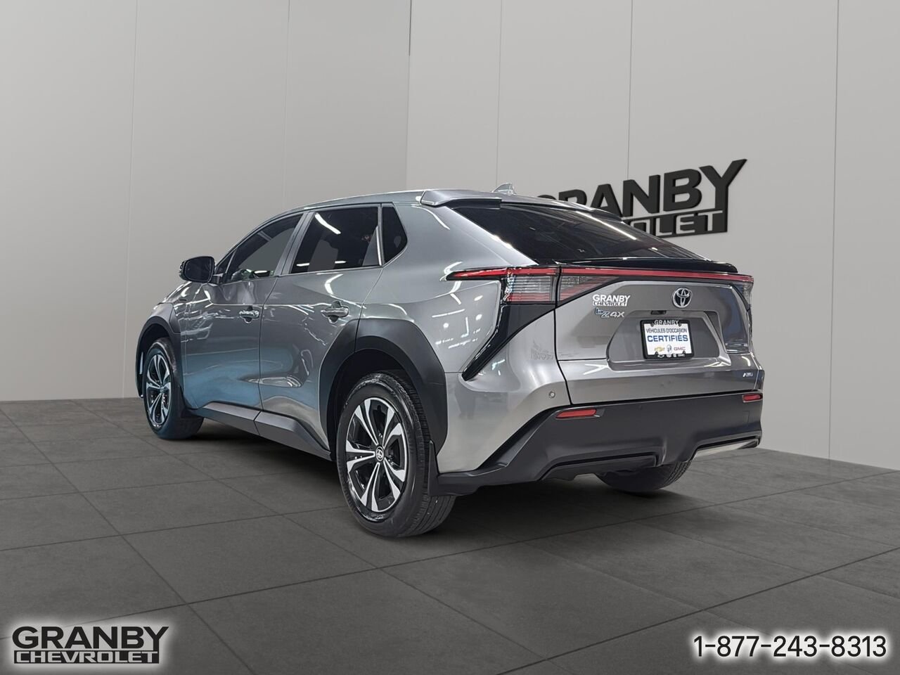 2023 Toyota bZ4X XLE | 27-0100A Grey Granby - photo #6