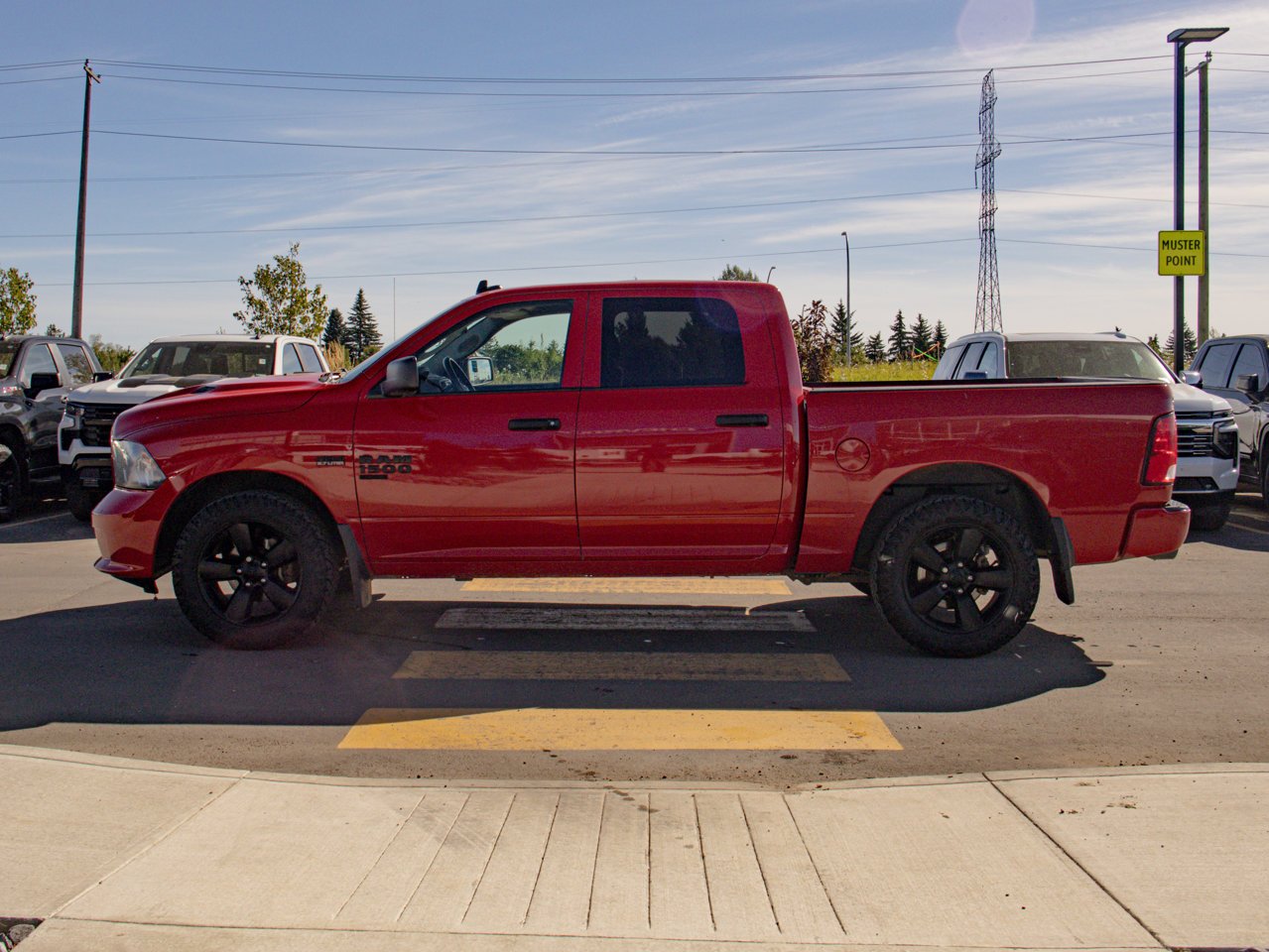 2022 Ram 1500 Classic Express 4x4 Crew Cab 5'7 Box Red Sherwood Park - photo #6