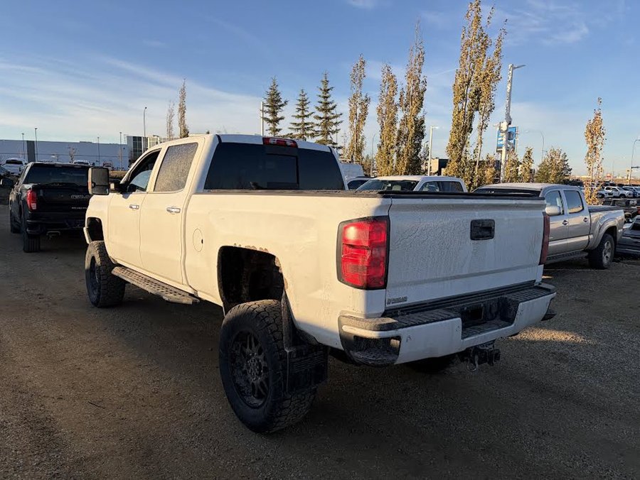 2017 Chevrolet Silverado 2500HD High Country 6.6L Duramax | Lifted White