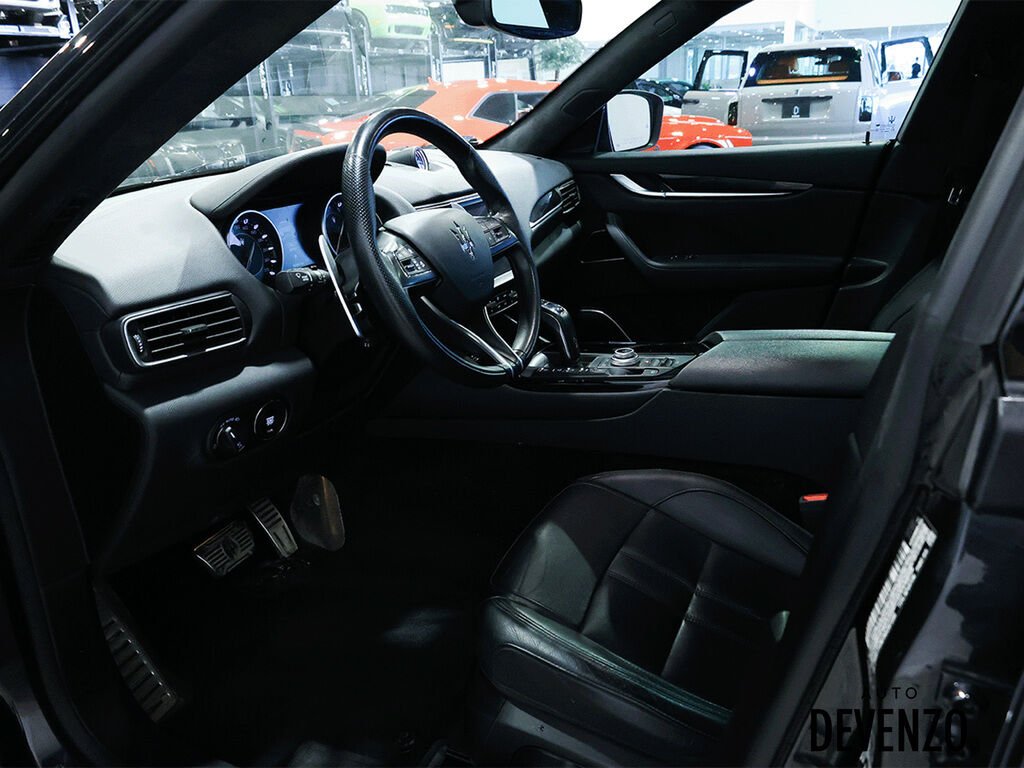 2022 Maserati Levante Black Saint-Eustache - photo #14