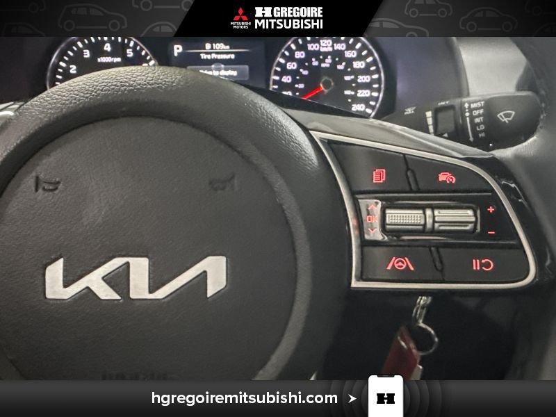 2024 Kia Forte Grey Laval - photo #19