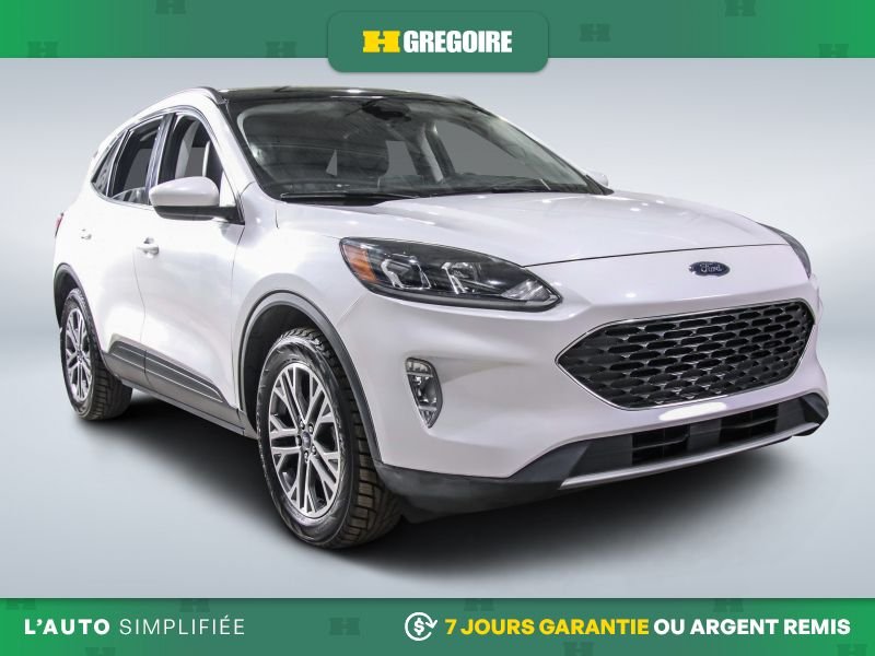 2022 Ford Escape White Laval - photo #0