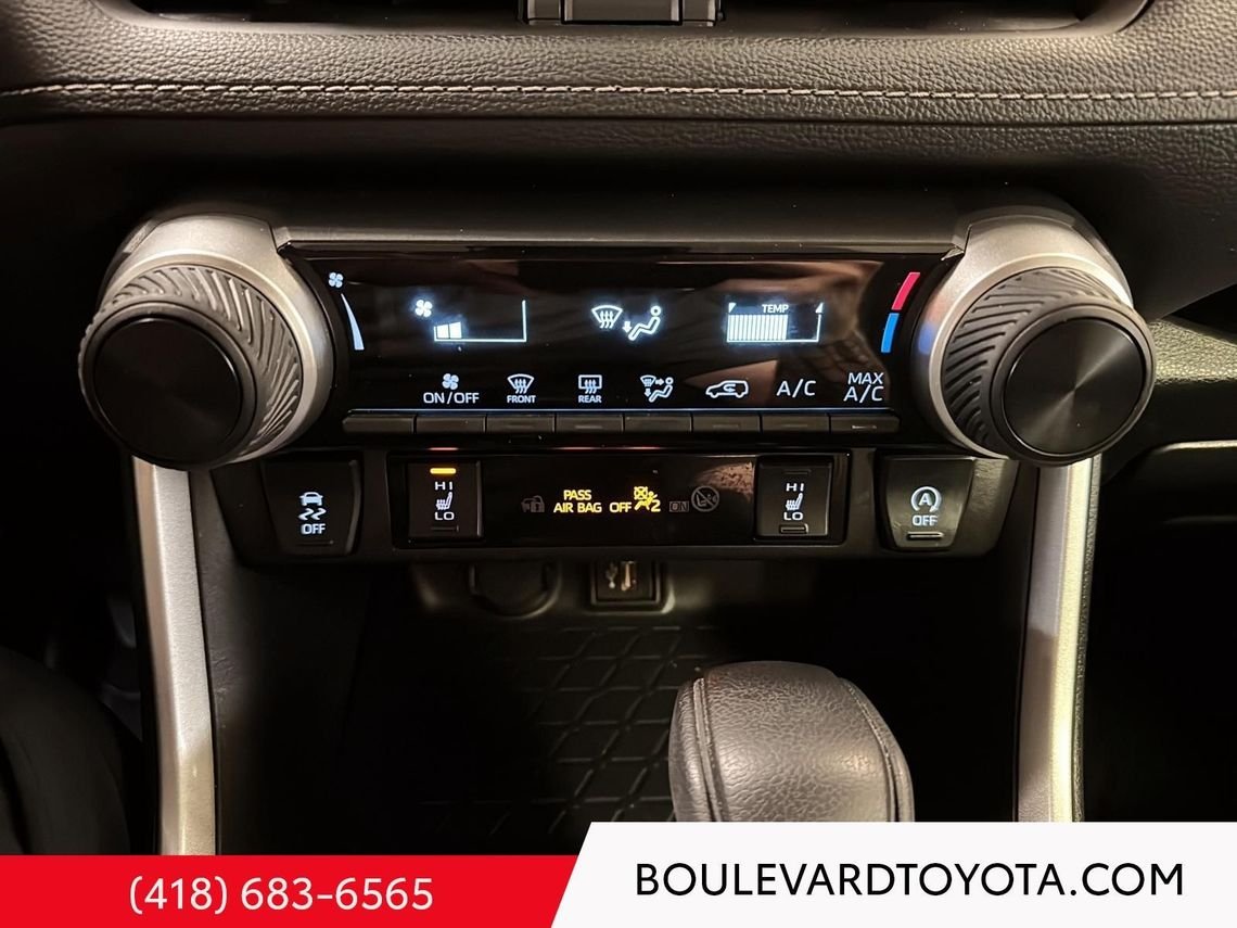 Toyota RAV4 531711-109 | LE 2025 Noir Québec - photo #12